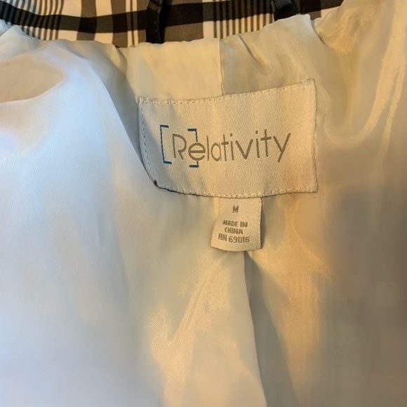 Relativity rain coat - Picture 12 of 16